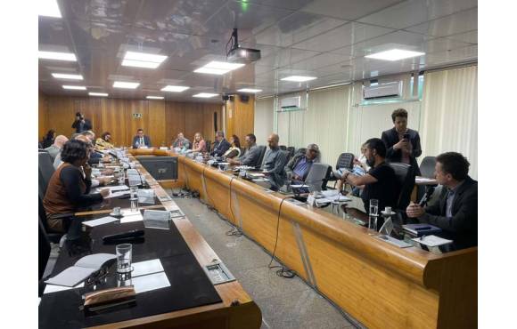 Em reunião com a Fenasps,